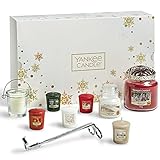 Yankee Candle Geschenkset | 8 Duftkerzen, Votivkerzenhalter, Dochttrimmer und Illuma-Lid-Kerzenaufsatz | 11-teiliges Weihnachtskerzenset